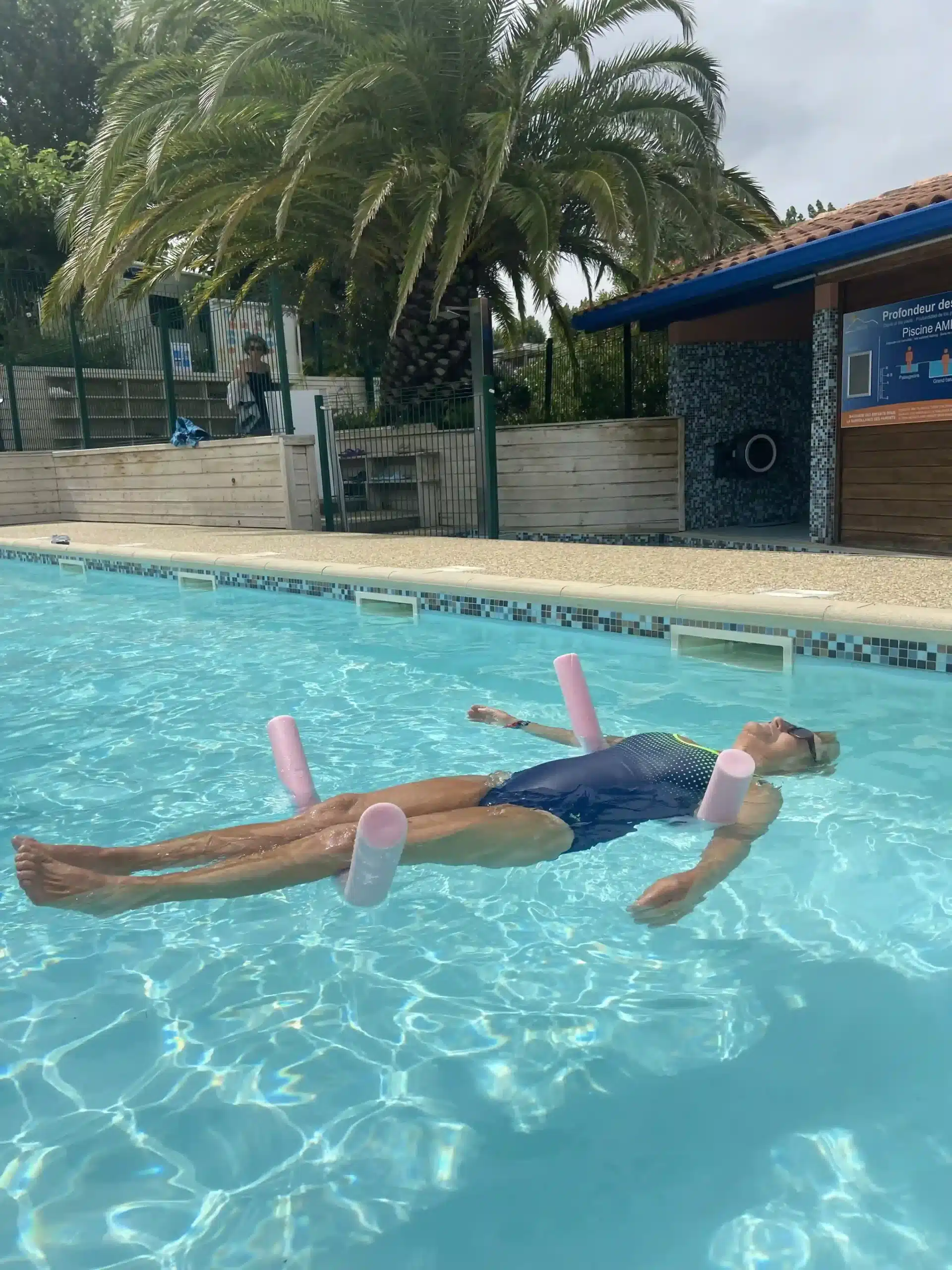 camping avec piscine pays basque detente portrait