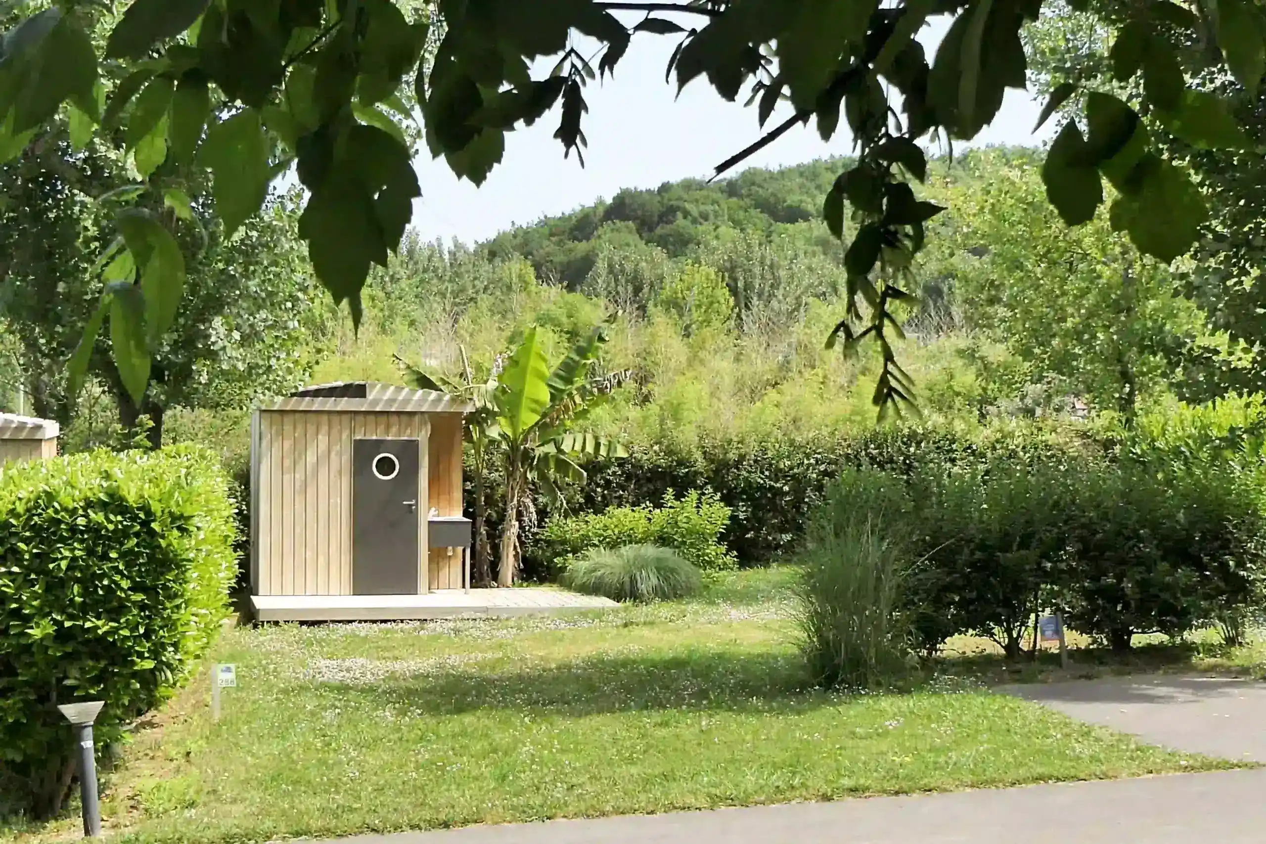 camping ametza stellplätze authentische natur