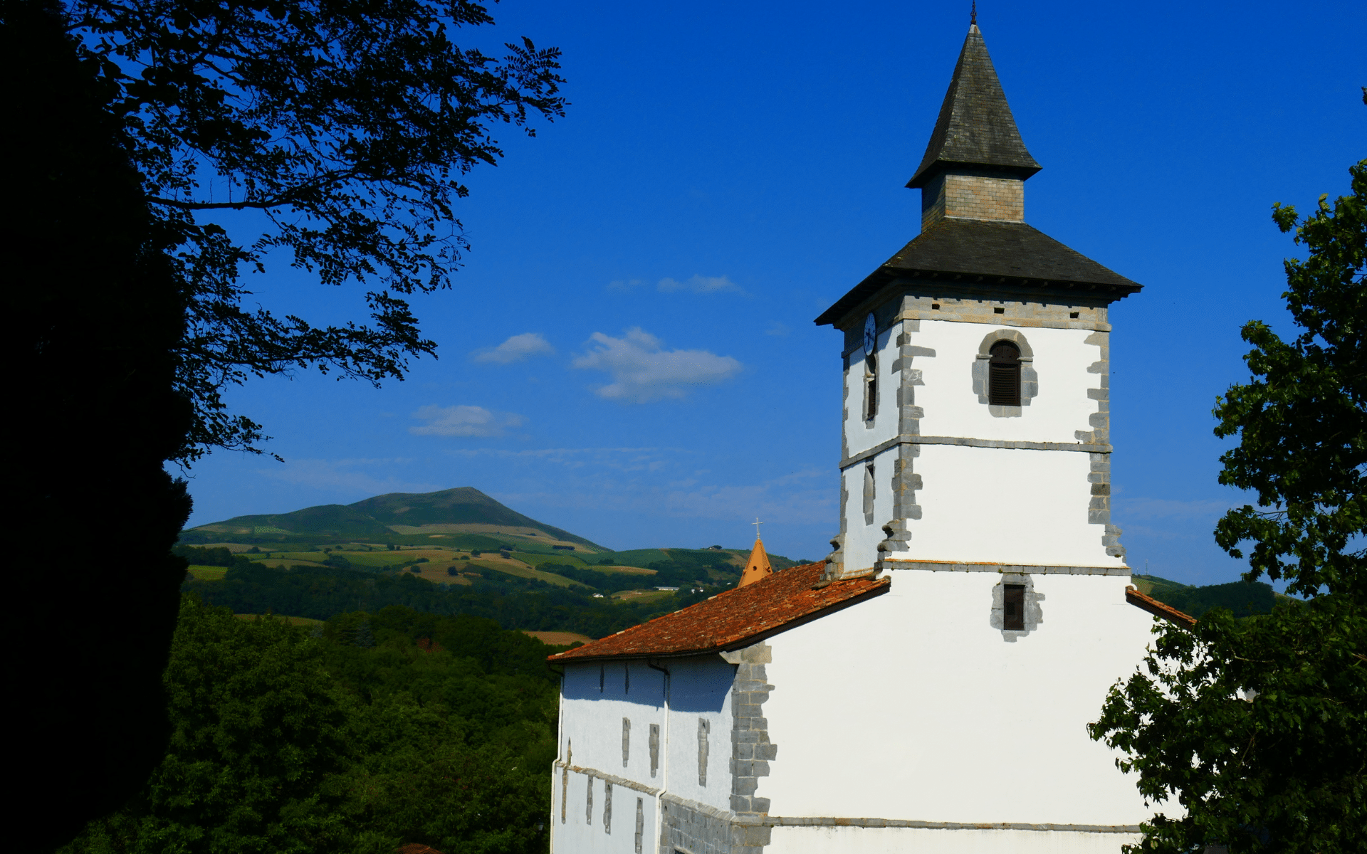 iglesia de itxassou país vasco